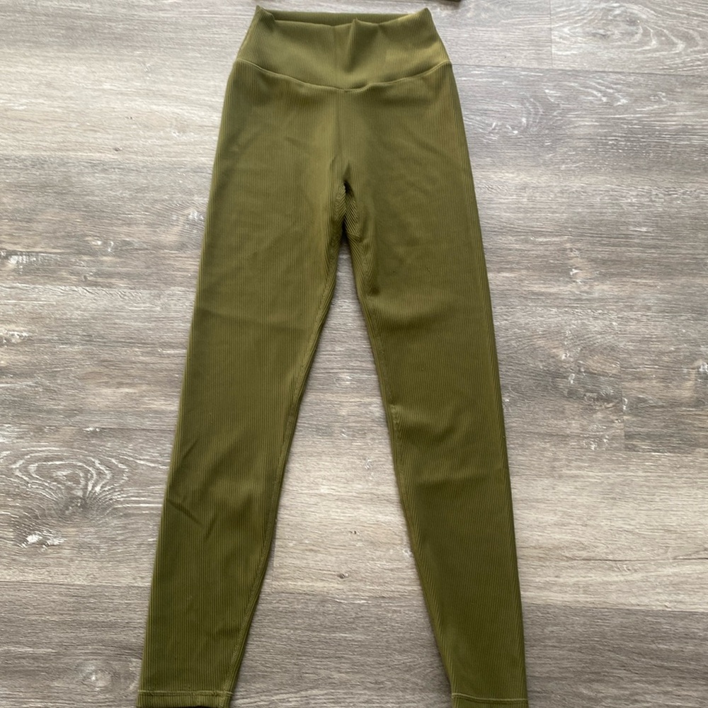 Brand new buff bunny workout set